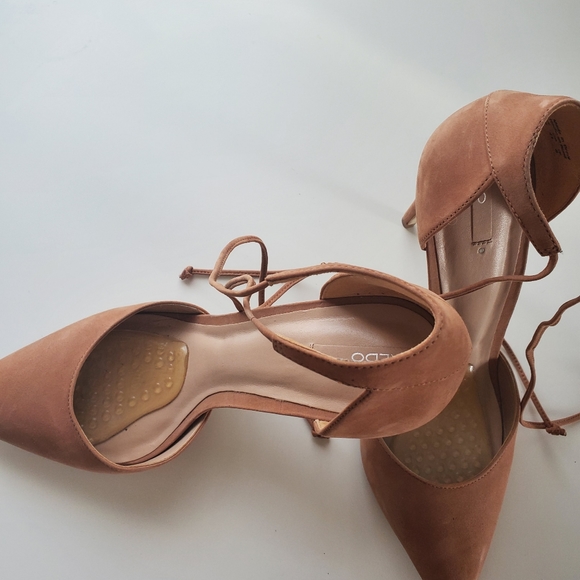 Aldo suede heels - Picture 2 of 3